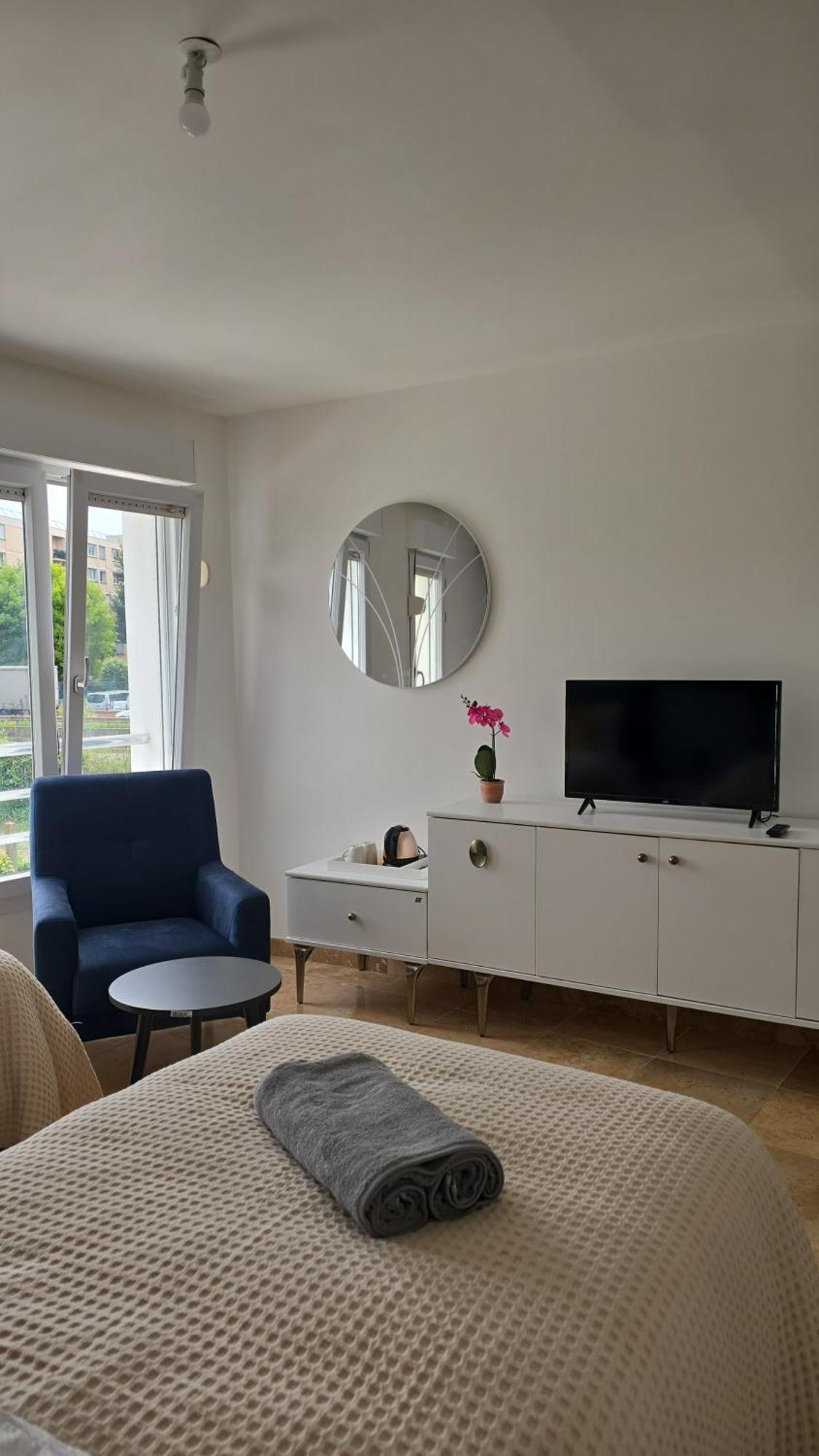 Appart'City Village Trappes Exterior photo